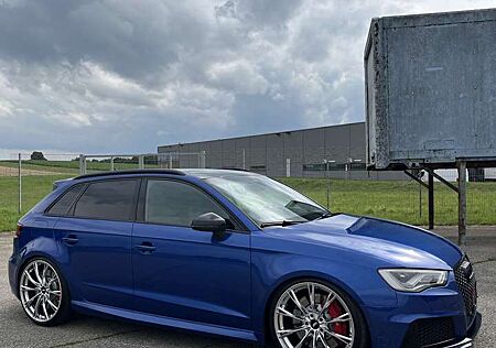 Audi RS3 Sportback S tronic