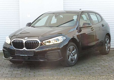 BMW 118 d Aut. Adaptiver.LED Navi Kamera SHZ 1-Hand