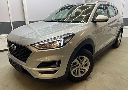 Hyundai Tucson ADVANTAGE SHZ RFK ALU PDC 1.6 97kW/132PS EURO6