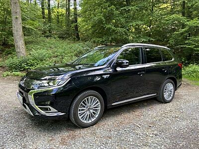 Mitsubishi Outlander Outlander 2.4 4WD Plug-In Hybrid