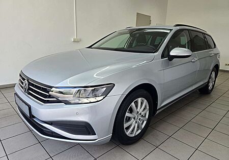 VW Passat Variant Volkswagen 2.0 TDI Conceptline DSG LED Carplay Kamera AHK