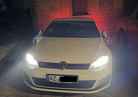 VW Golf GTI Volkswagen GTI BMT