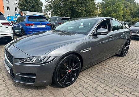 Jaguar XE Prestige/Panorama/Kamera/