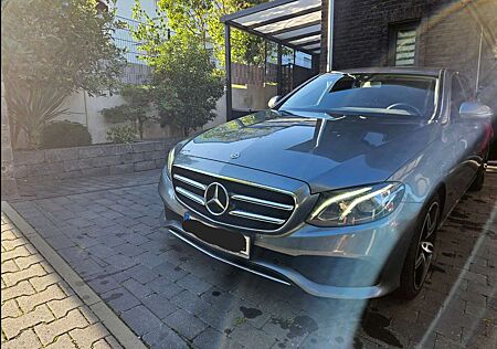 Mercedes-Benz E 220 d 9G-TRONIC Avantgarde