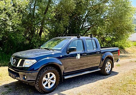 Nissan Navara D40 Pickup Doppelkabine Comfort 4X4-KLIMA