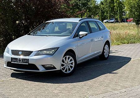 Seat Leon ST Style*LED*SEHR GEPFLEGTER ZUSTAND *