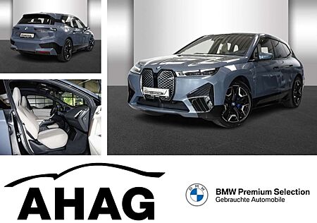 BMW iX xDrive40 Klimaaut. AHK Komfortzugang