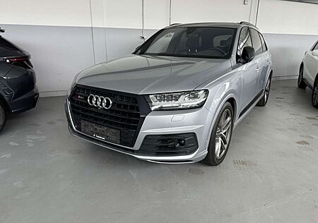 Audi SQ7 4.0 TDI quattro