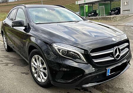 Mercedes-Benz GLA 200 (CDI) d 7G-DCT Urban