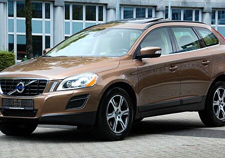 Volvo XC 60 XC60 Summum AWD| KAMERA| PANO| XENON| LEDER| PDC