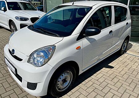 Daihatsu Cuore Cuore VII 1,0i 12V VVT-i/Klima/Allwetter/TÜVneu