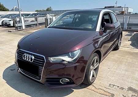 Audi A1 ambition PANO SHZ XENON TEMPO 17"LM EXCLUSIVE