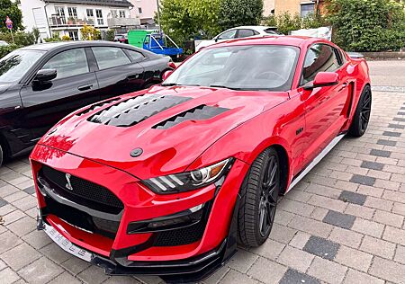 Shelby Mustang Super Snake Shelby tuned