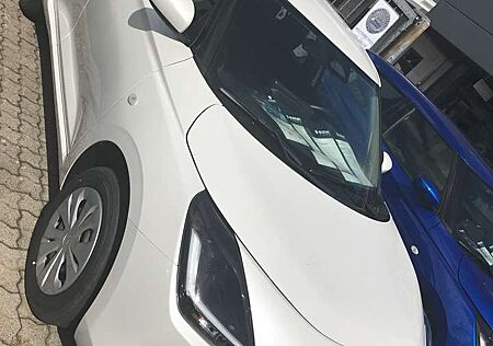 Suzuki Swift Aktionszulassung Club mit Allrad 1.2 Hybrid