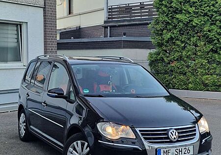 VW Touran Volkswagen 2.0 TDI DPF Highline