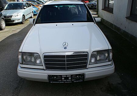 Mercedes-Benz 300 TD