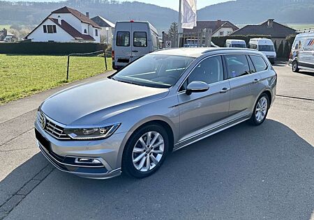 VW Passat Variant Volkswagen 2.0 TSI R-Line Highline Rollstuhl