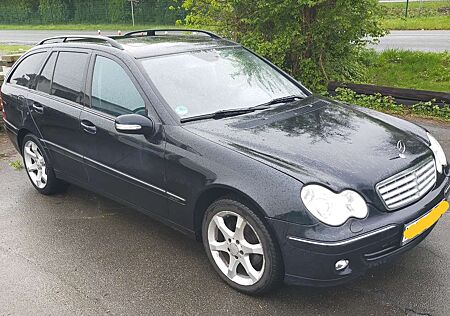 Mercedes-Benz C 180 T Edition - Vollausstattung - Ohne Rost