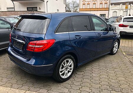 Mercedes-Benz B 200 CDi Automatik Sport Paket Xenon