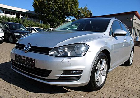 VW Golf Volkswagen 1.6 TDI Variant Navi,PDC,Leder,SHZ.