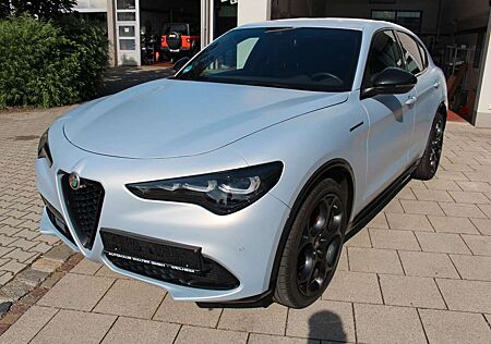 Alfa Romeo Stelvio Competizione Q4 Garantie bis 11.2027