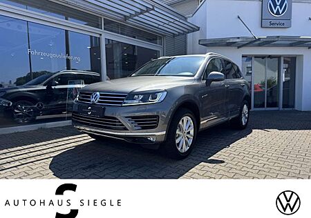 VW Touareg Volkswagen 3.0 TDI R-Line Navi ACC Kamera Xenon ALU Sitzheizu