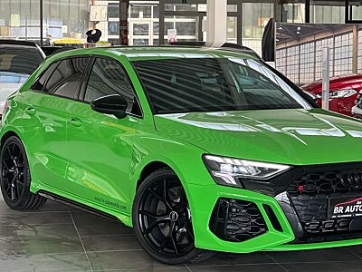 Audi RS3 2.5 TFSI quattro*Kyalamigrün*Sportabgas*Kamera