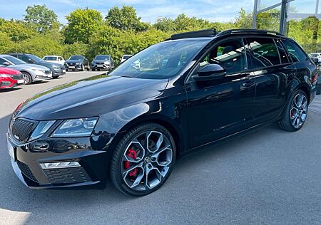 Skoda Octavia Combi 2,0TSi DSG RS Pano 19"Alcantara
