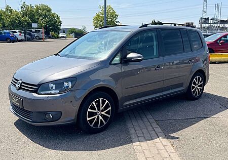 VW Touran Volkswagen Comfortline BMT