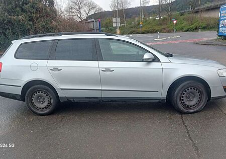 VW Passat Variant Volkswagen 2.0 TDI Comfortline