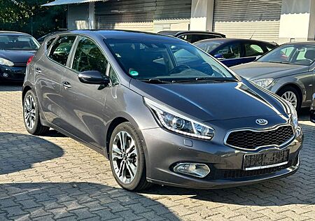 Kia Cee'd Ceed / Ceed Spirit Automatik Navi Kamera