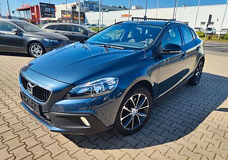 Volvo V90 Cross Country V40 Cross Country 2.0d Navi AHK