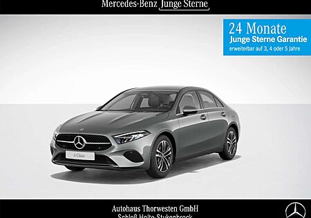 Mercedes-Benz A 250 e Limousine mit EQ Hybrid Technologie