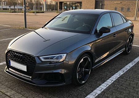 Audi RS3 8V *NO-OPF*Limousine*B&O*6-Pakete*AppConnect*Original