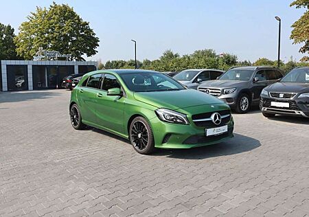 Mercedes-Benz A 200 d Aut. Pano. COMAND CarPlay Kamera LED