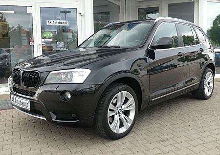 BMW X3 xDrive 30 d AHK Pano Leder Xenon