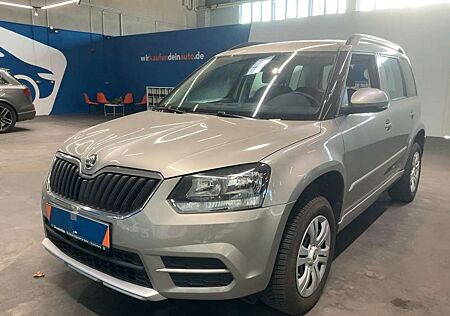 Skoda Yeti 1.2 TSI Active Sitzhzg PDC 1.Hand 31TKM!