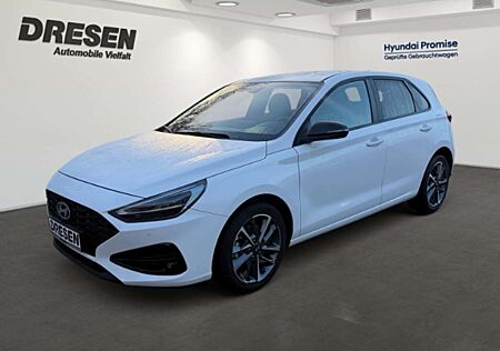 Hyundai i30 Mild-Hybrid 1.5 T-GDI Advantage+Navi+Rückfahrkamer