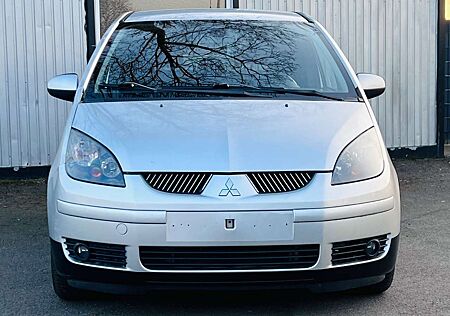 Mitsubishi Colt CZ3 Lim. 5-trg. 1.5 Invite,Sitzh,AHK,Tüv n