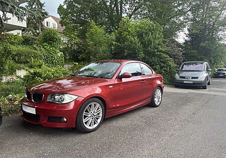 BMW 120d 120 +Coupe+Aut. M-Paket/8 Fach bereift