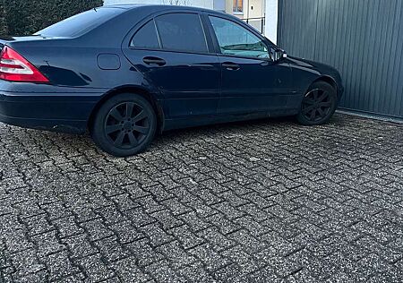 Mercedes-Benz C 200 CDI Classic.