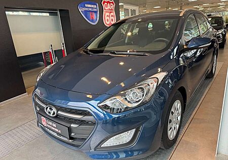 Hyundai i30 cw blue Trend / TÜV NEU