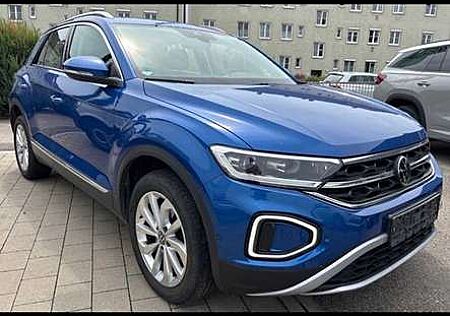 VW T-Roc Volkswagen 2.0 TDI Style*LED+*DigiCock.*Alcanta*Navi*