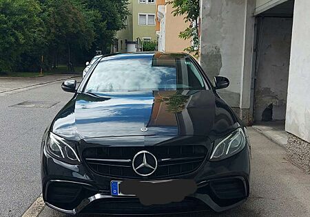 Mercedes-Benz E 200 d AMG Ausstattung - Neuer Motor (85.000km)