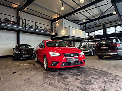SEAT Ibiza FR*NAVI*LED*CAM*PDC*SHZ*TEMP*APPLE CAR*FSP