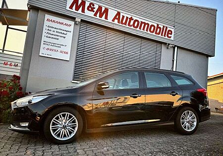 Ford Focus Turnier 1.5 Business*Navi+Xen+AHK+Alu+Eu 6