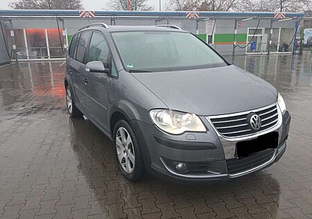 VW Cross Touran Volkswagen Touran 1.4 TSI