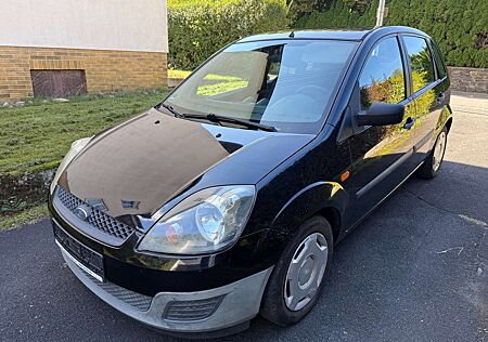 Ford Fiesta 5-Türer **HU/AU Neu**