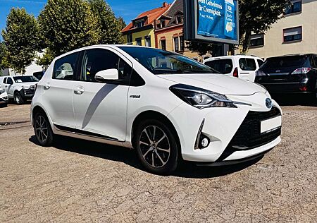 Toyota Yaris Hybrid Team D 1.Hand Kamera Sitzheizung