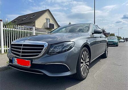 Mercedes-Benz E 350 d 4Matic 9G-TRONIC Exclusive